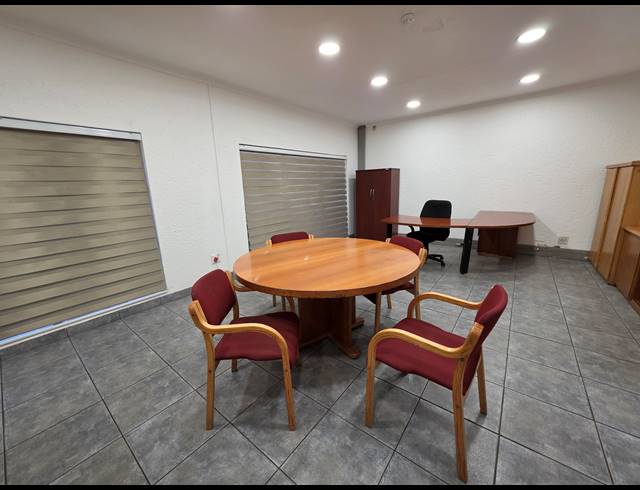 2,200M² WAREHOUSE TO LET IN WADEVILLE